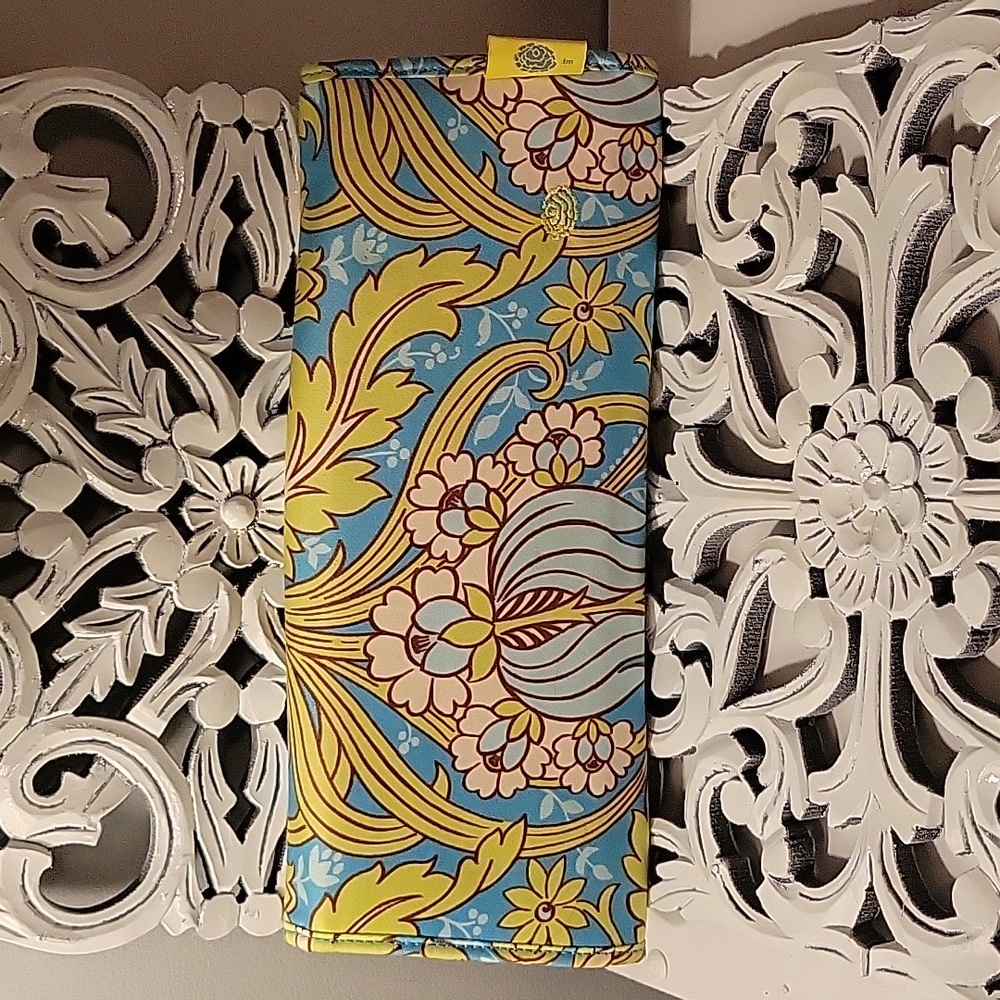 Amy Butler for Kalencom Brenda Turquoise Floral Clutch - Picture 2 of 9